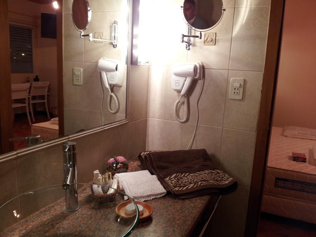 Villa Floreal Hotel Boutique Asuncion Rum bild